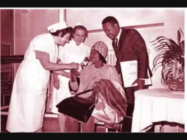 Mahalia Jackson - THATS WHAT HE